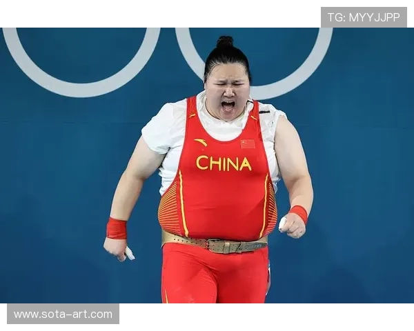 全运会举重冠军赛场浪漫求婚震撼全场见证甜蜜感动瞬间温情时刻点